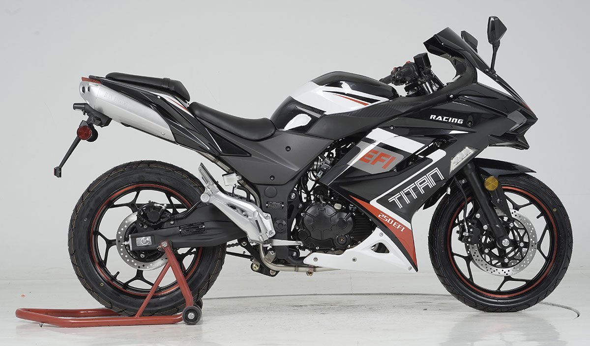 Vitacci Titan 250 EFI Motorcycle, 6-Speed Manual, Single Cylinder, Oil-Cooled with Balancer - Image 10