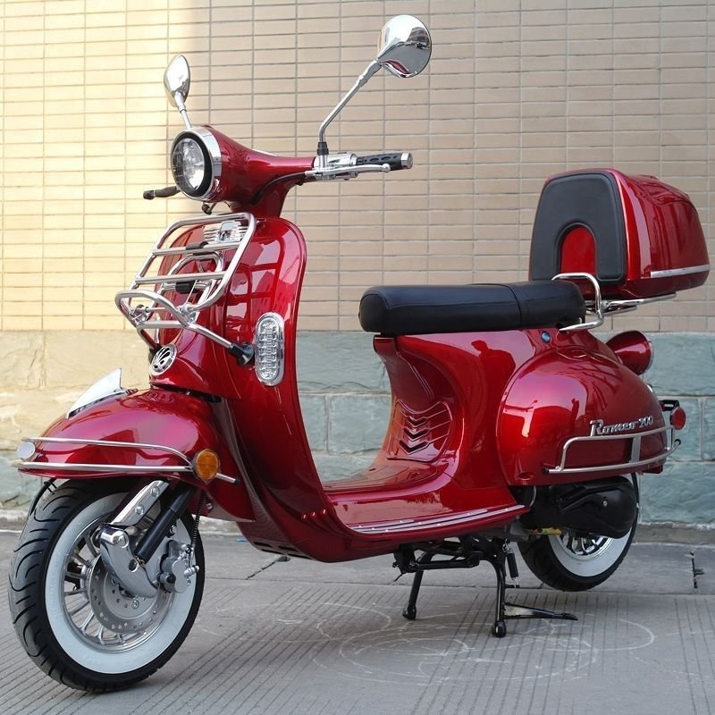 Dongfang Romeo 200cc Retro Moped Scooter, Automatic CVT, High-Power Engine - Image 4