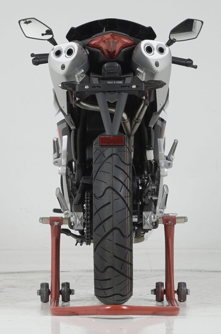 Vitacci Titan 250 EFI Motorcycle, 6-Speed Manual, Single Cylinder, Oil-Cooled with Balancer - Image 8
