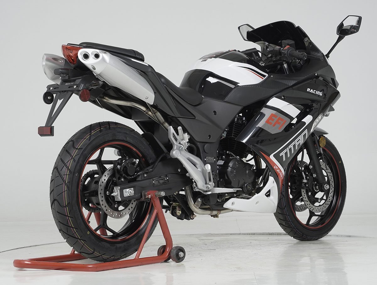 Vitacci Titan 250 EFI Motorcycle, 6-Speed Manual, Single Cylinder, Oil-Cooled with Balancer - Image 9