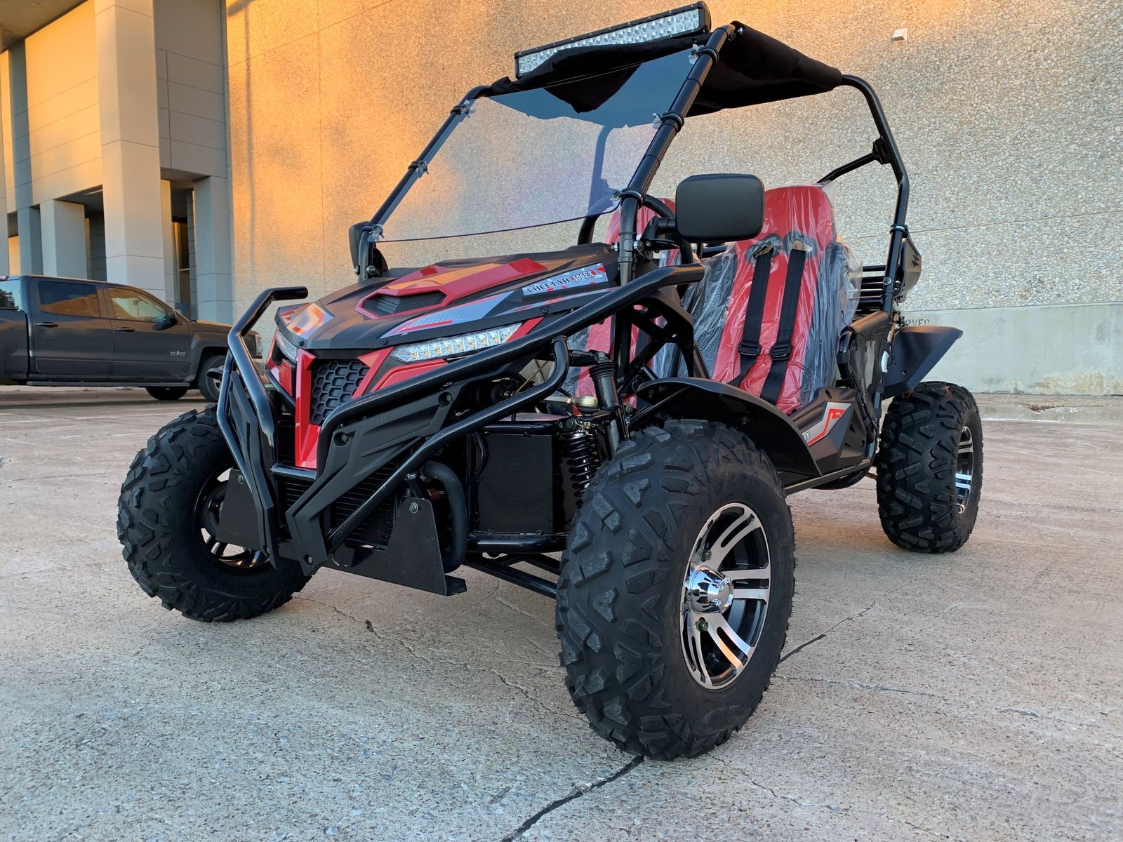 Trailmaster Cheetah 300EX Go Kart, Fully automatic with reverse, Top LED light bar - Image 4